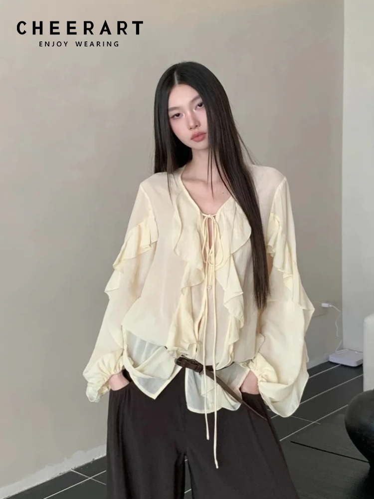 Street Fashion Fall 2025 - เสื้อเชิ้ตเชียร์อาร์ต คอวีผูกโบว์ด้านหน้า สำหรับผู้หญิง ผ้าชีฟองบางเบา แขนยาวทรงโคมไฟ แฟชั่นฤดูใบไม้ร่วง
