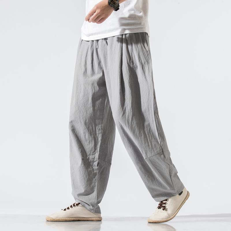 Street Fashion In Japan - เสื้อผ้าผู้ชายฤดูร้อนใหม่สไตล์ญี่ปุ่นแบบลำลองแนวสตรีทแวร์สไตล์ฮาราจูกุกางเกงทรงแบ็กกี้ฝ้ายลินินสีทึบกางเกงบลูมเมอร์ M-5XL