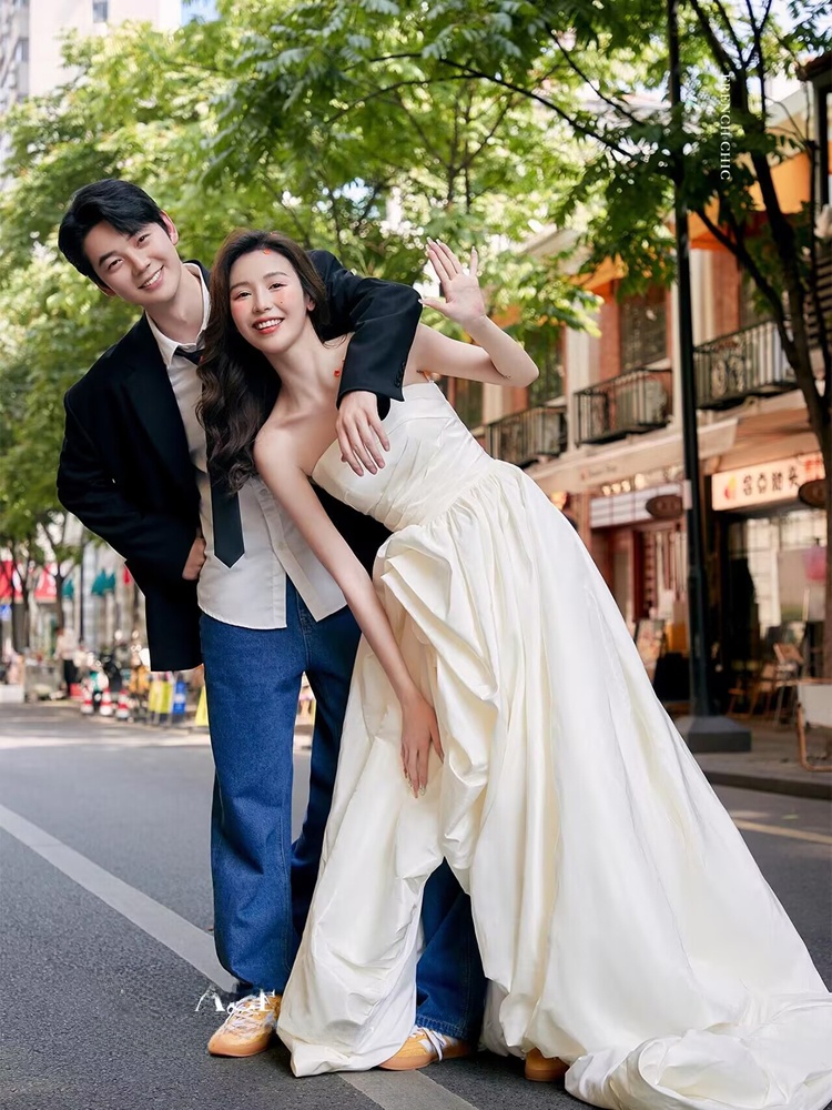แฟชั่นสไตล์เกาหลี เดนิม สตรีทส - Street Fashion Photography บทวิจารณ์และราคา