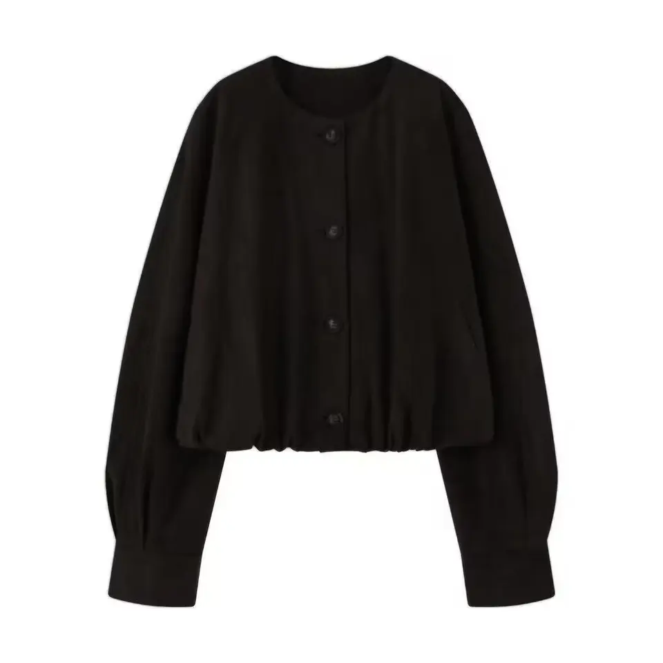 แฟชั่นสตรีแนวสตรีทลำลองหลวมๆ ป - Street Fashion Fall 2025 บทวิจารณ์และราคา