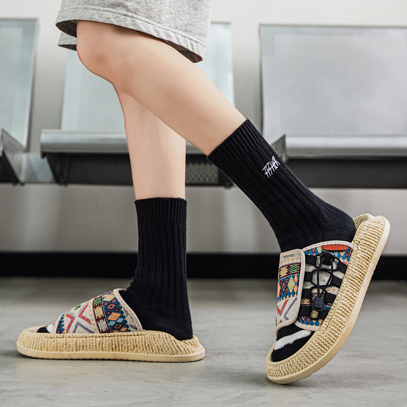 รองเท้าแตะกลางแจ้งสไตล์ยุโรปแล - Street Fashion American บทวิจารณ์และราคา
