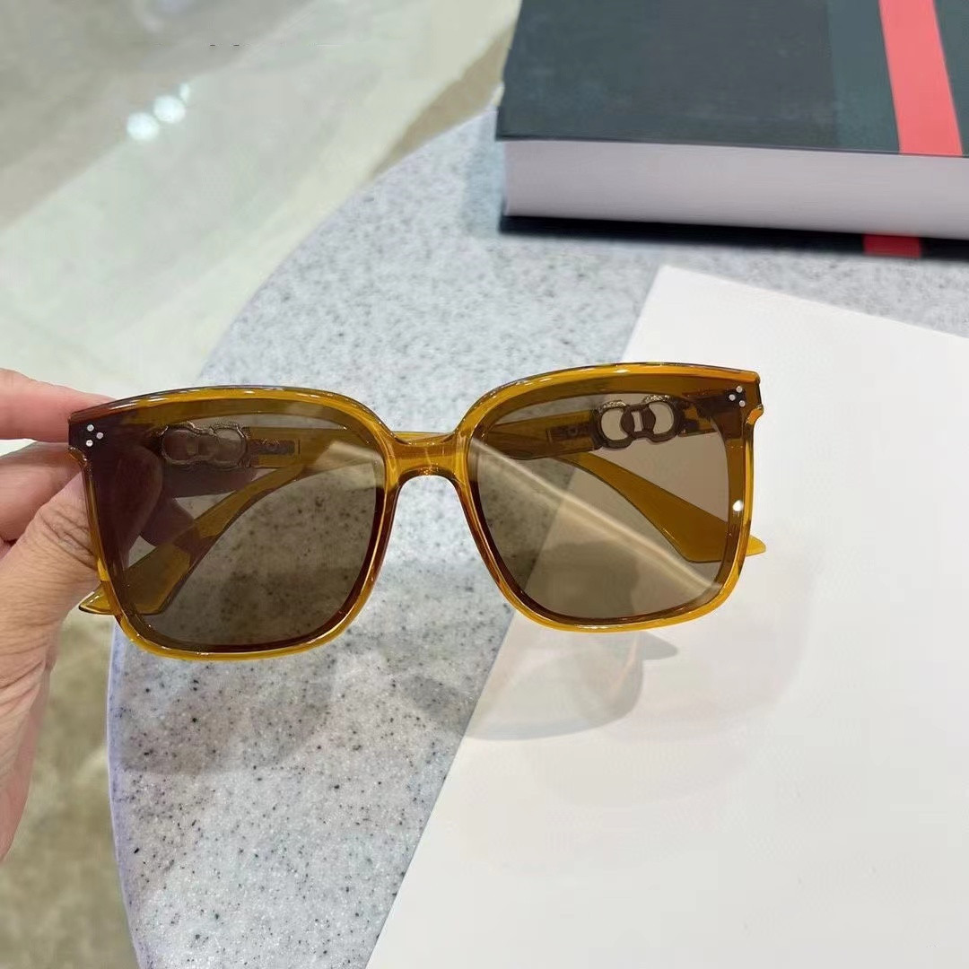 แว่นกันแดดผู้หญิงสไตล์เดิมรุ่น - Italy Fashion Street บทวิจารณ์และราคา