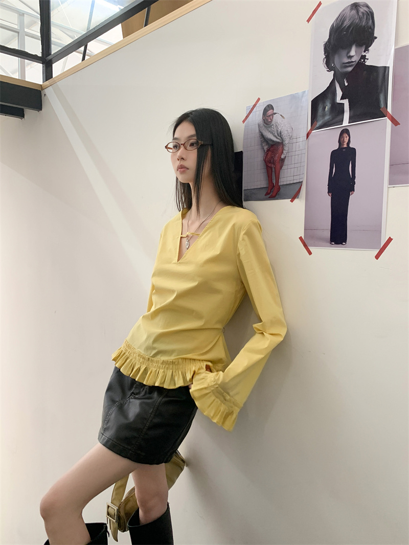 เสื้อเชิร์ตแฟชั่นผู้หญิงสีเหลื - Street Fashion Fall 2025 บทวิจารณ์และราคา
