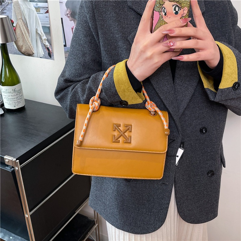 กระเป๋าสะพายข้างแฟชั่นสไตล์ปาร - Street Fashion In Paris บทวิจารณ์และราคา